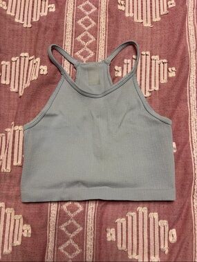 Amazon Ribbed High-Neck Sports Bra in Light Gray